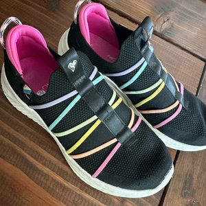 Skechers Girls Ultra Flex 3.0 Slip-On Sneakers Size 4 Black Multicolor